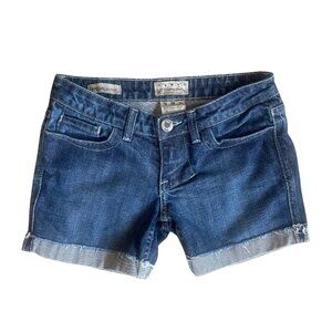 2000s william rast low rise jean shorts size 24 (small)
